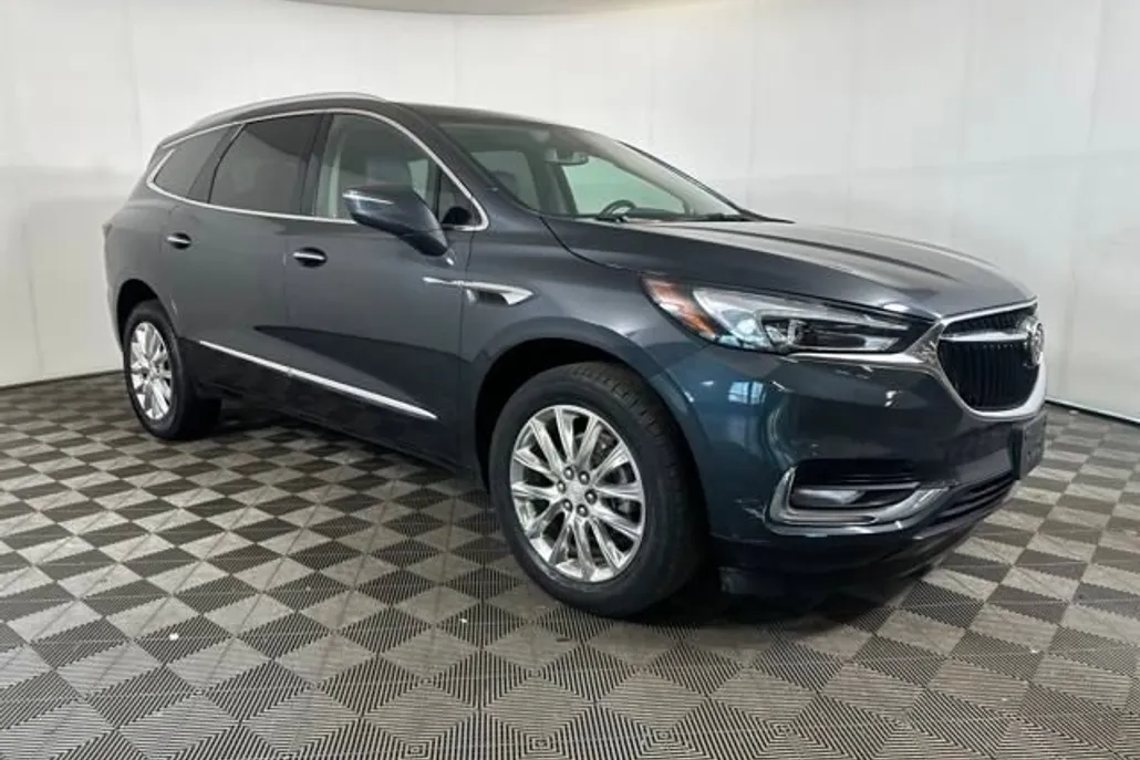 2020 Buick Enclave Essence photo 1