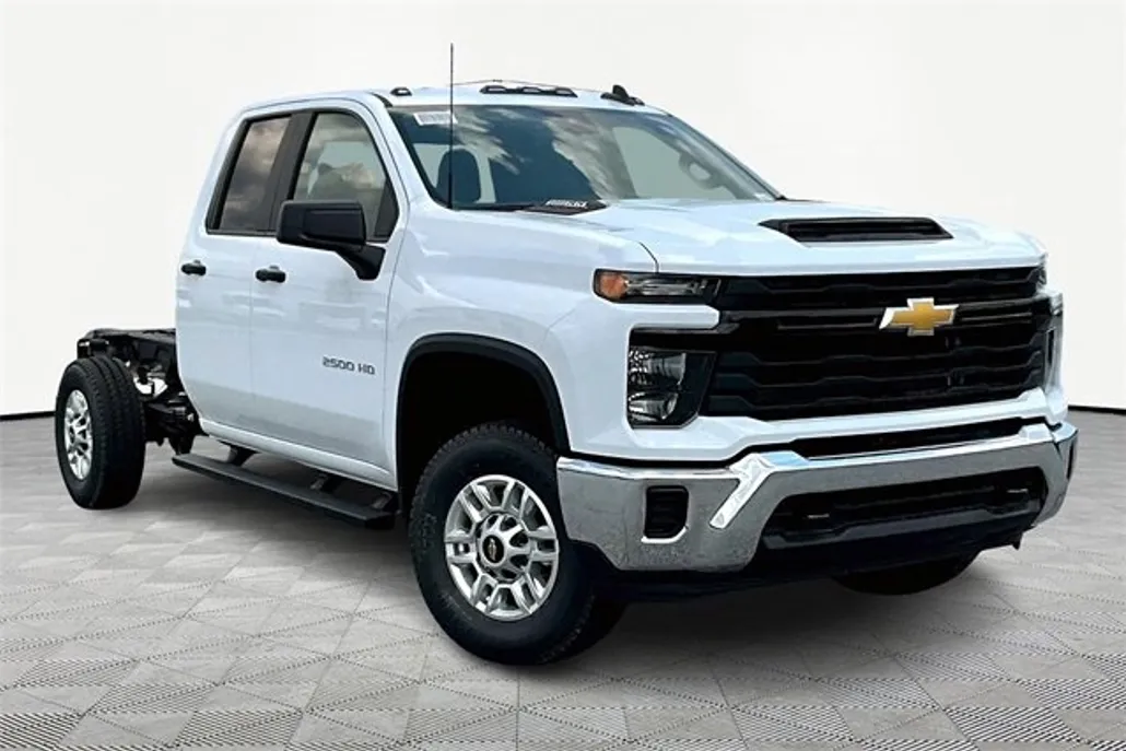 2025 Chevrolet Silverado Work Truck photo 1