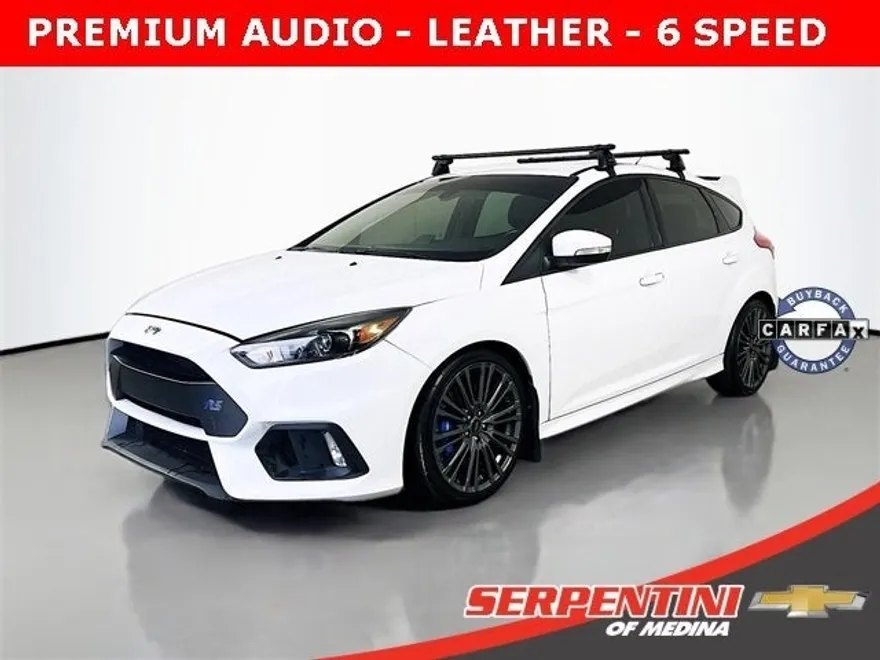 2016 Ford Focus RS photo 1