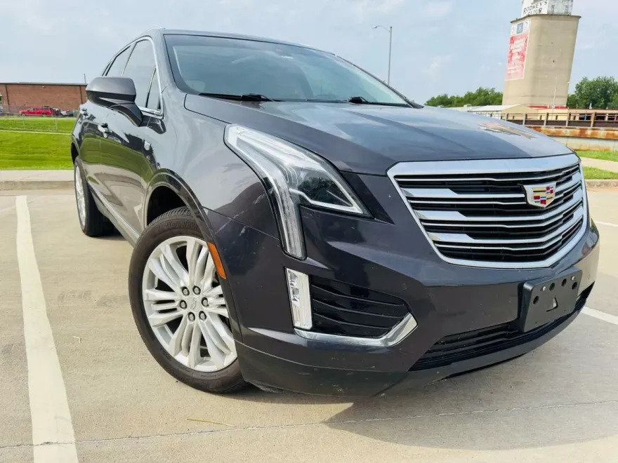 2018 Cadillac XT5 Premium Luxury photo 1