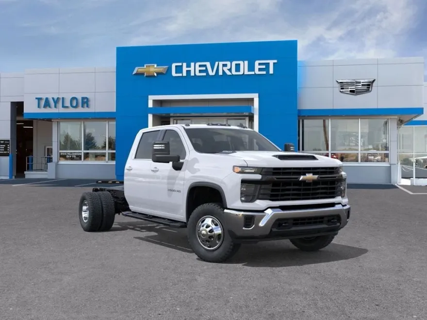2025 Chevrolet Silverado 3500HD Work Truck photo 1