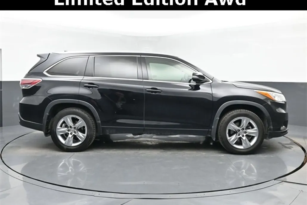 2015 Toyota Highlander Limited photo 1