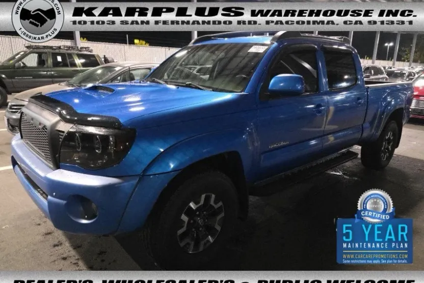 2005 Toyota Tacoma PreRunner photo 1