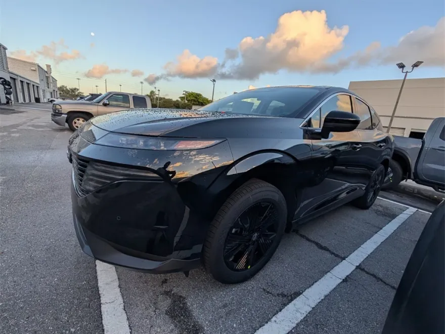 2026 Nissan Murano SV photo 1