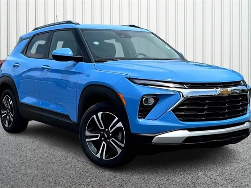 2024 Chevrolet Trailblazer LT photo 1