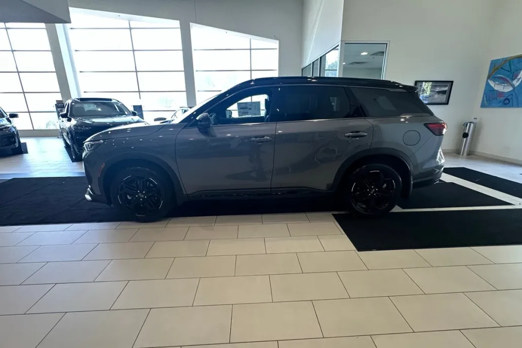 2026 Infiniti QX60 Luxe photo 1