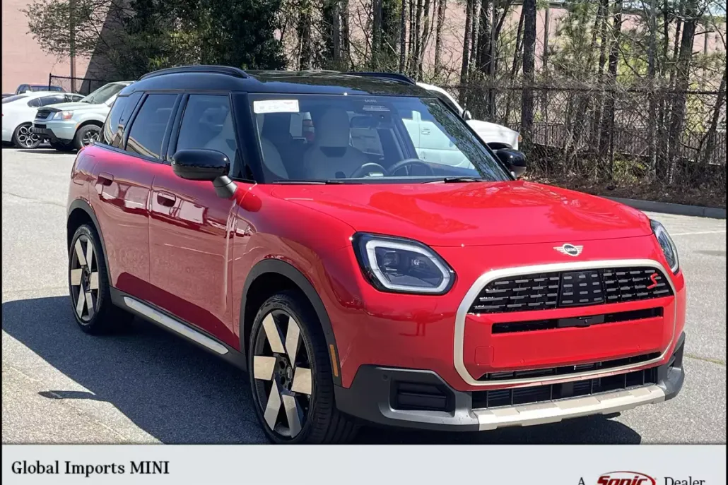 2025 Mini Countryman S ALL4 Iconic photo 1