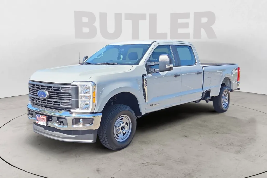 2026 Ford F-350 XL photo 1