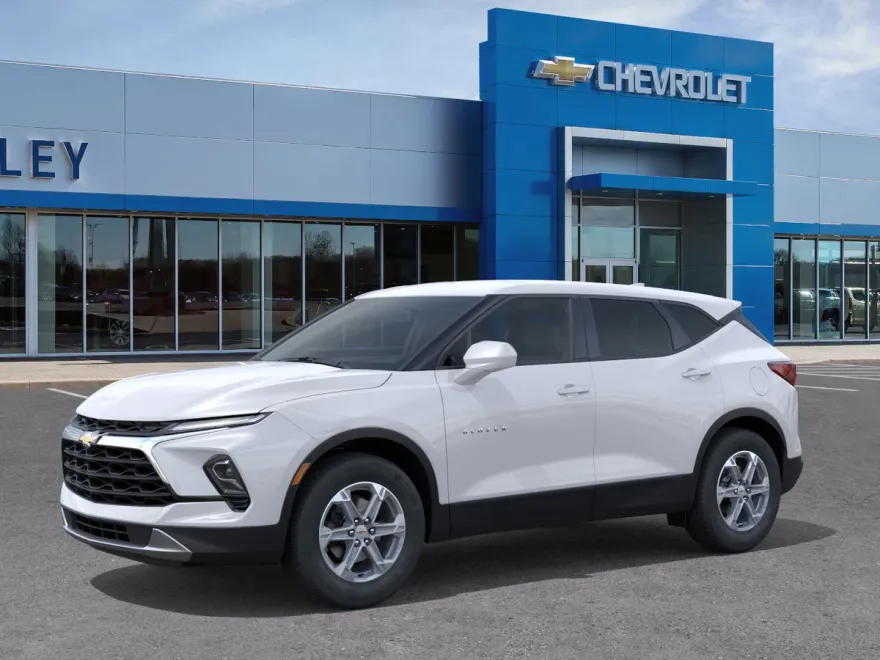 2025 Chevrolet Blazer 2LT photo 1