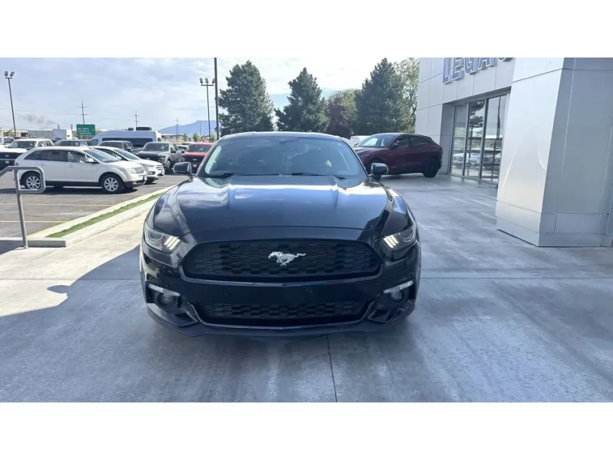 2016 Ford Mustang EcoBoost Premium photo 1