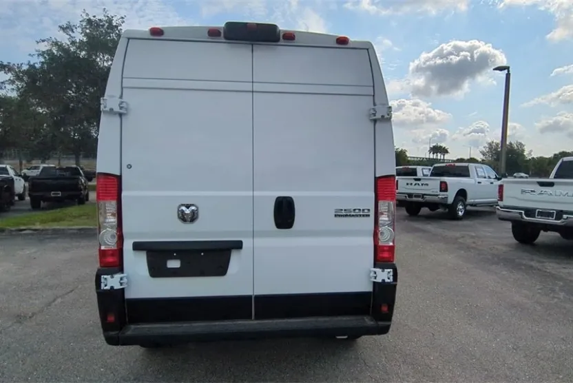 2025 Ram ProMaster 2500 photo 1