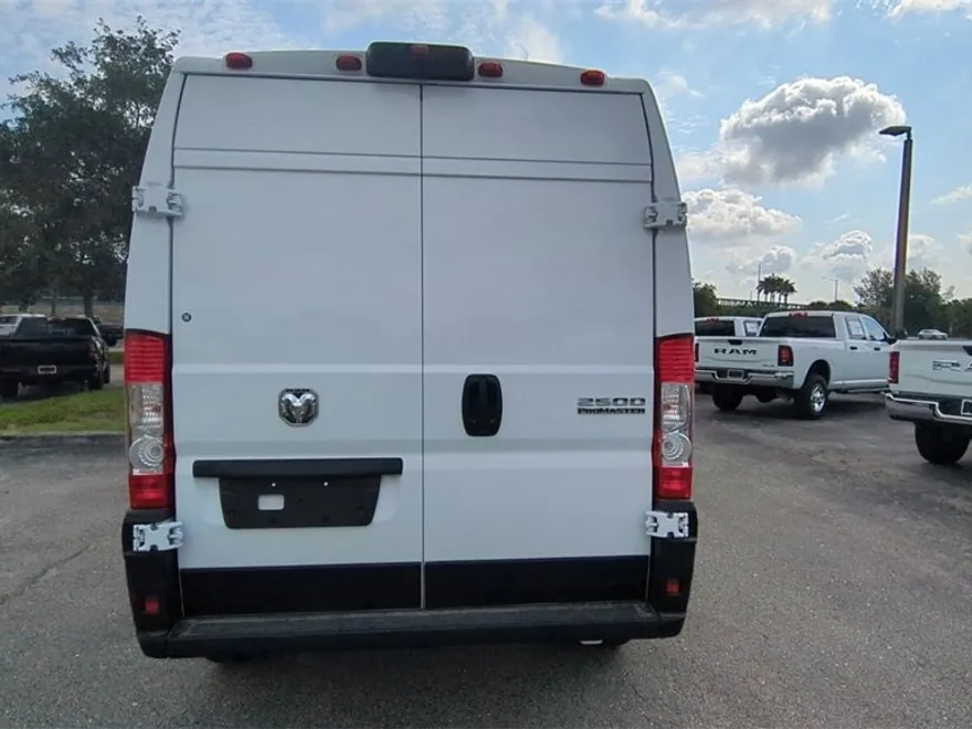 2025 Ram ProMaster 2500 photo 1