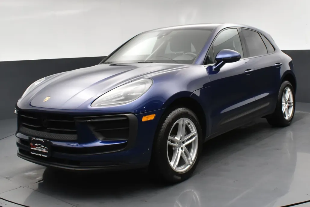 2022 Porsche Macan photo 1