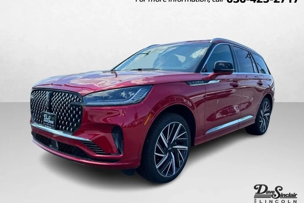 2025 Lincoln Aviator Black Label photo 1