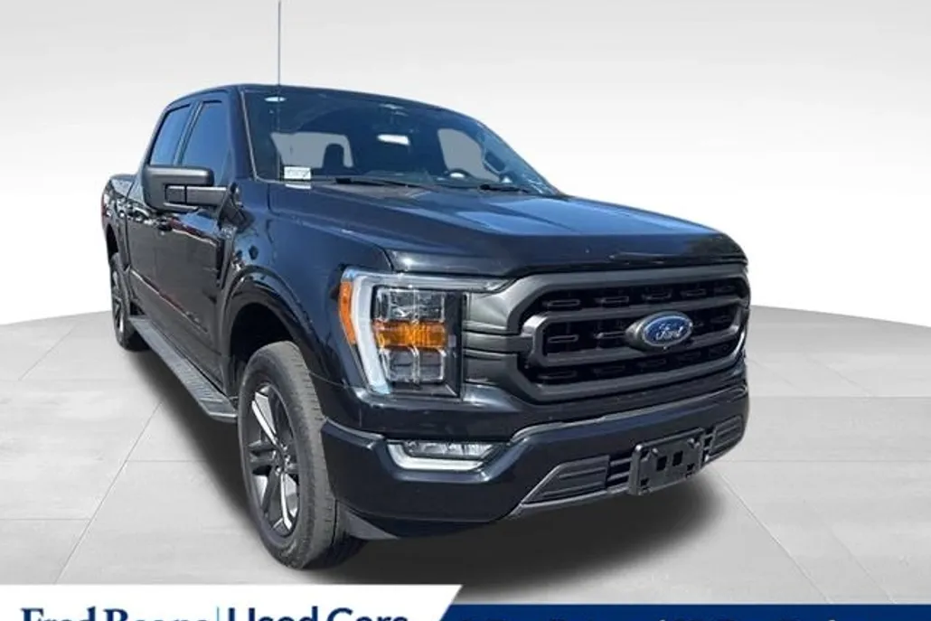 2023 Ford F-150 XLT photo 1