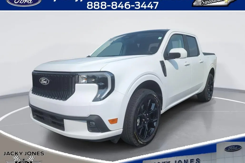 2025 Ford Maverick photo 1
