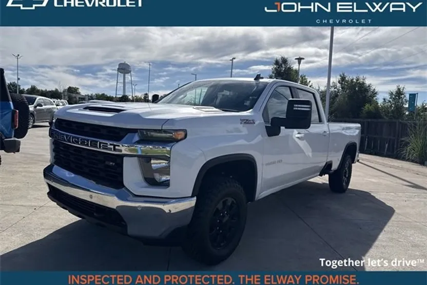 2021 Chevrolet Silverado 3500HD LT photo 1