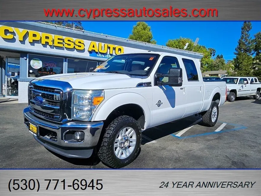 2013 Ford F-250 Lariat photo 1