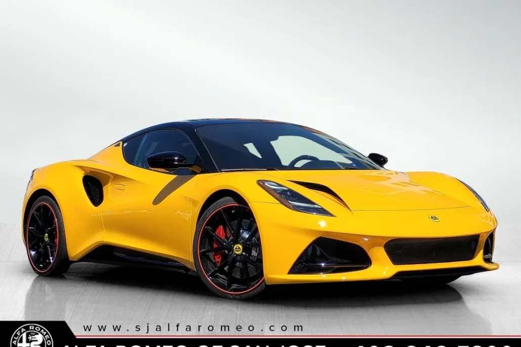 2024 Lotus Emira First Edition photo 1