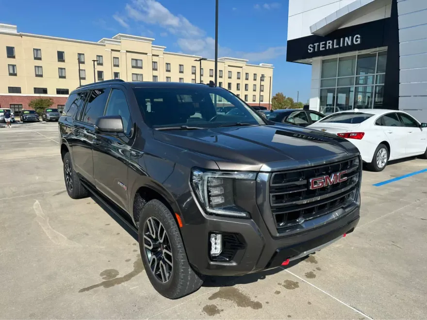 2021 Gmc Yukon XL AT4 photo 1