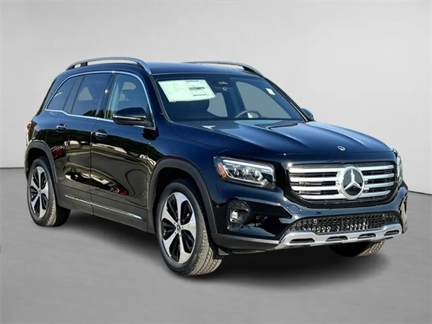 2024 Mercedes Benz GLB 250 4MATIC photo 1