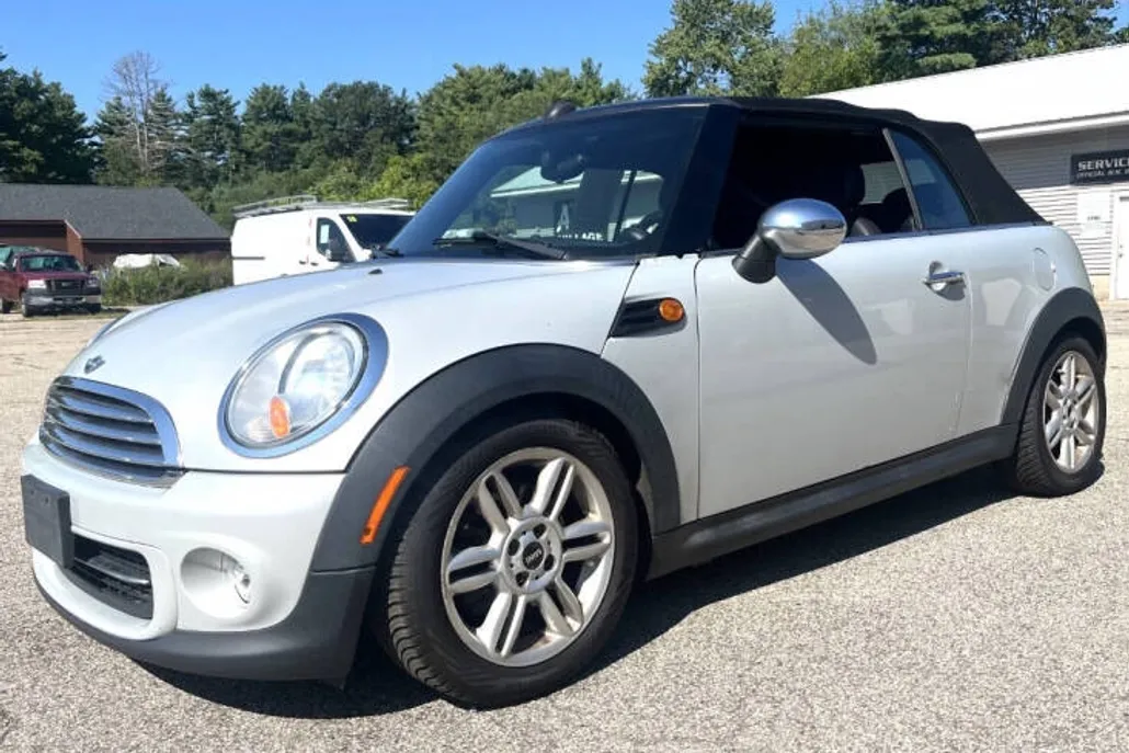 2011 Mini Cooper Base 2 Door Convertible photo 1