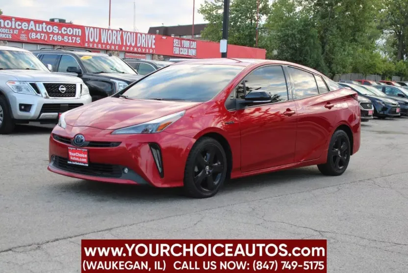 2021 Toyota Prius XLE photo 1