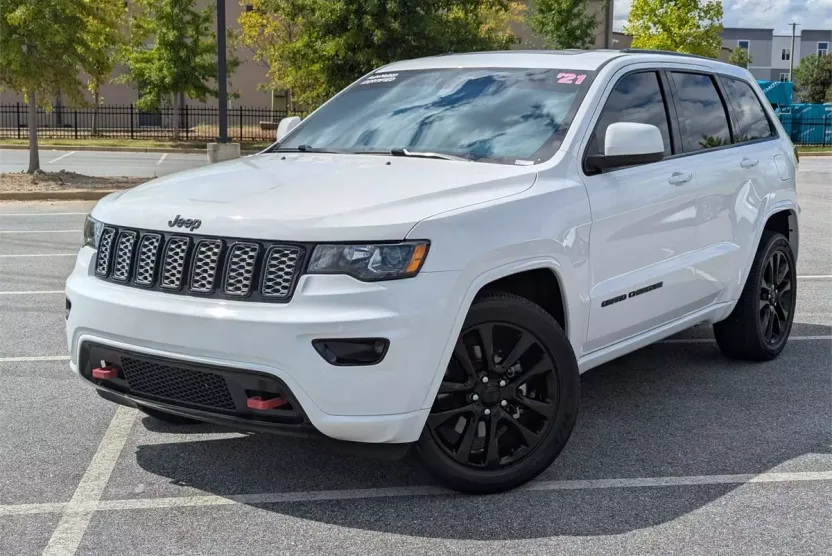 2021 Jeep Grand Cherokee Laredo X photo 1