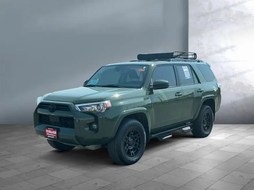 2021 Toyota 4Runner SR5 photo 1