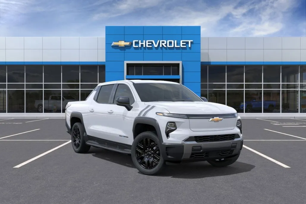 2026 Chevrolet Silverado EV LT photo 1