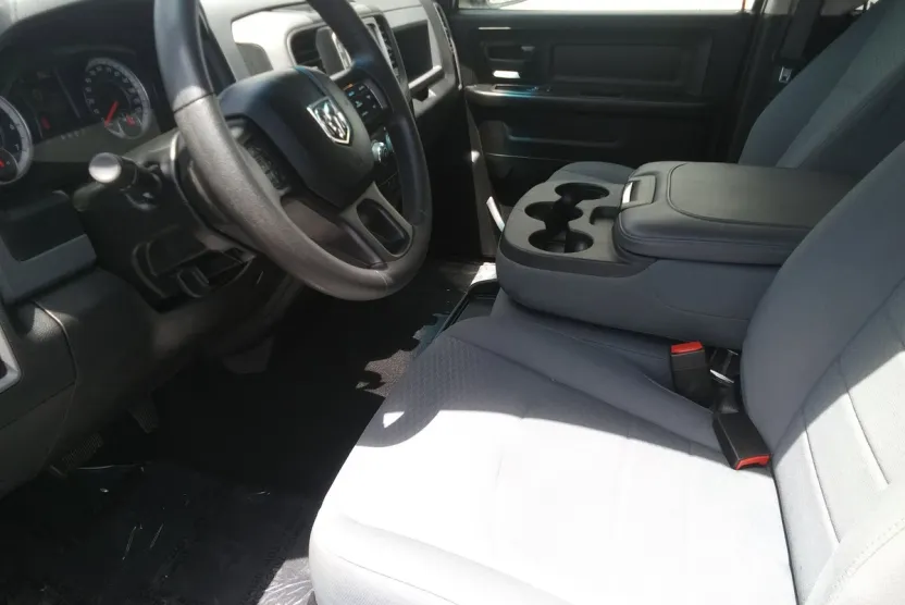 2019 Ram 1500 Classic Express photo 1