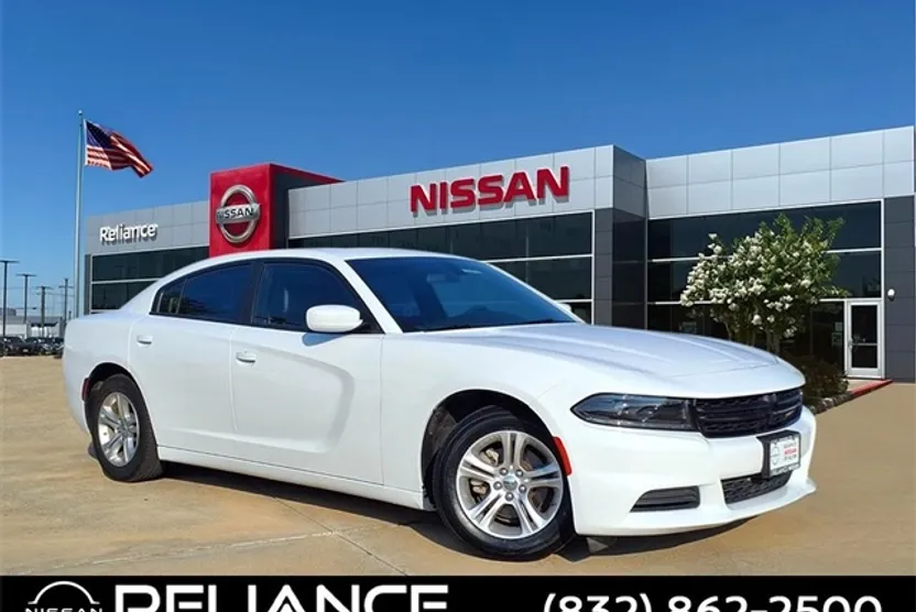 2022 Dodge Charger SXT photo 1