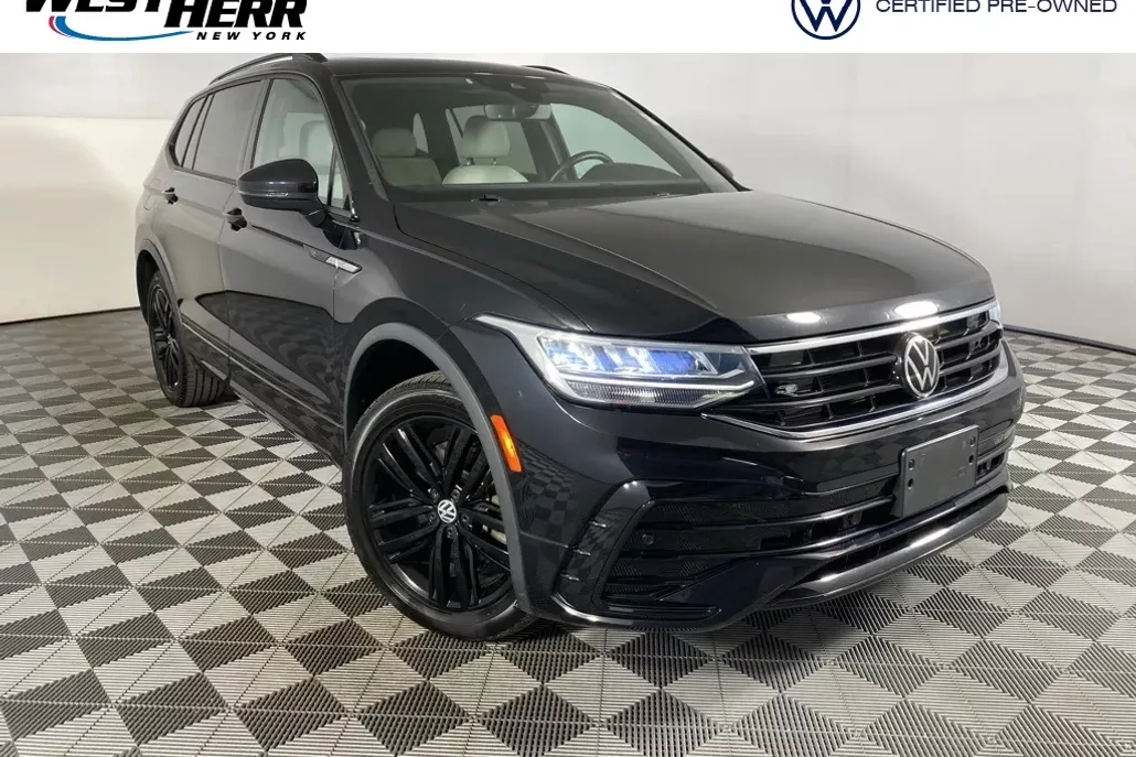 2022 Volkswagen Tiguan SE R-Line Black photo 1