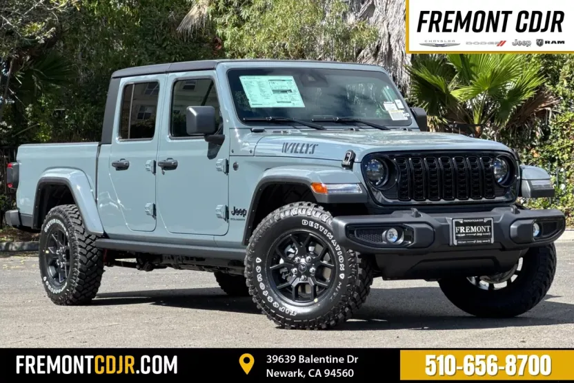 2025 Jeep Gladiator Willys photo 1