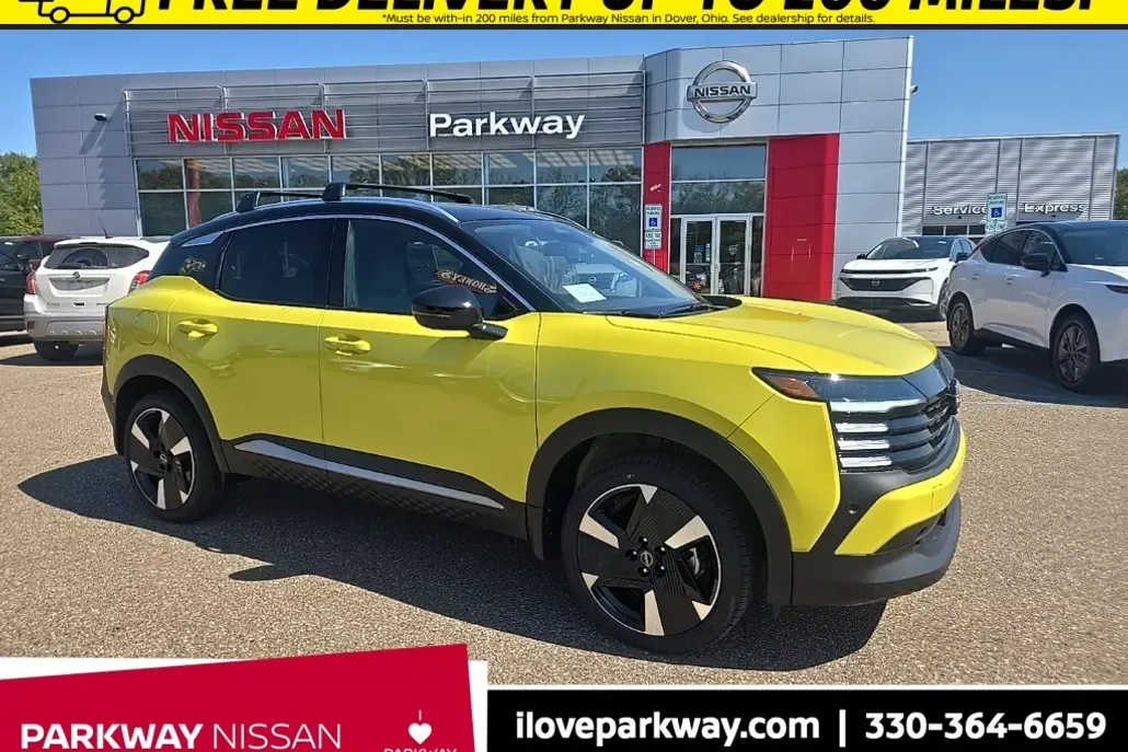 2026 Nissan Kicks SR photo 1