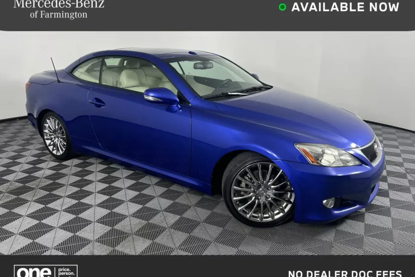 2010 Lexus IS 250C photo 1
