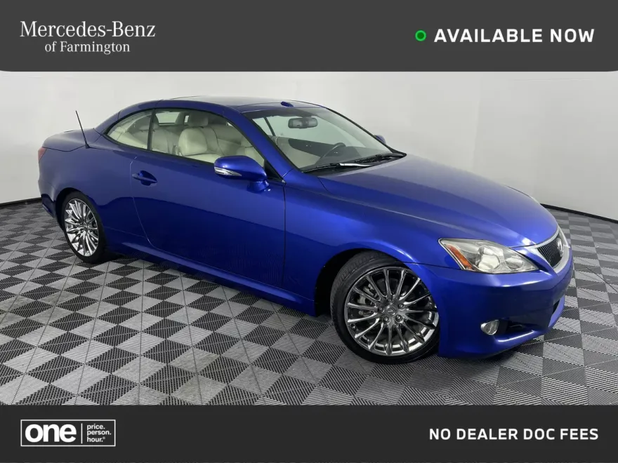 2010 Lexus IS 250C photo 1