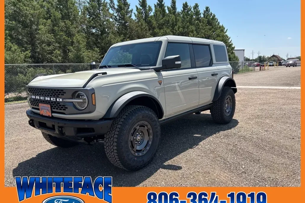 2025 Ford Bronco Badlands photo 1