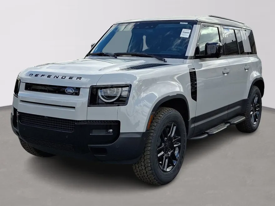 2026 Land Rover Defender 110 S photo 1