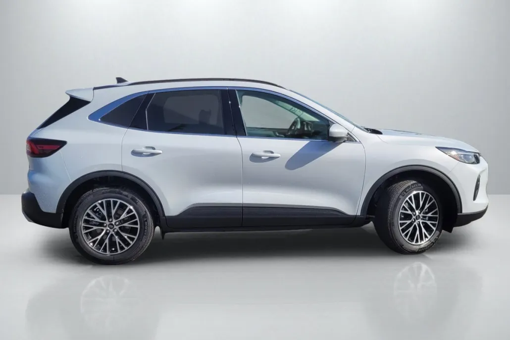 2025 Ford Escape Base photo 1