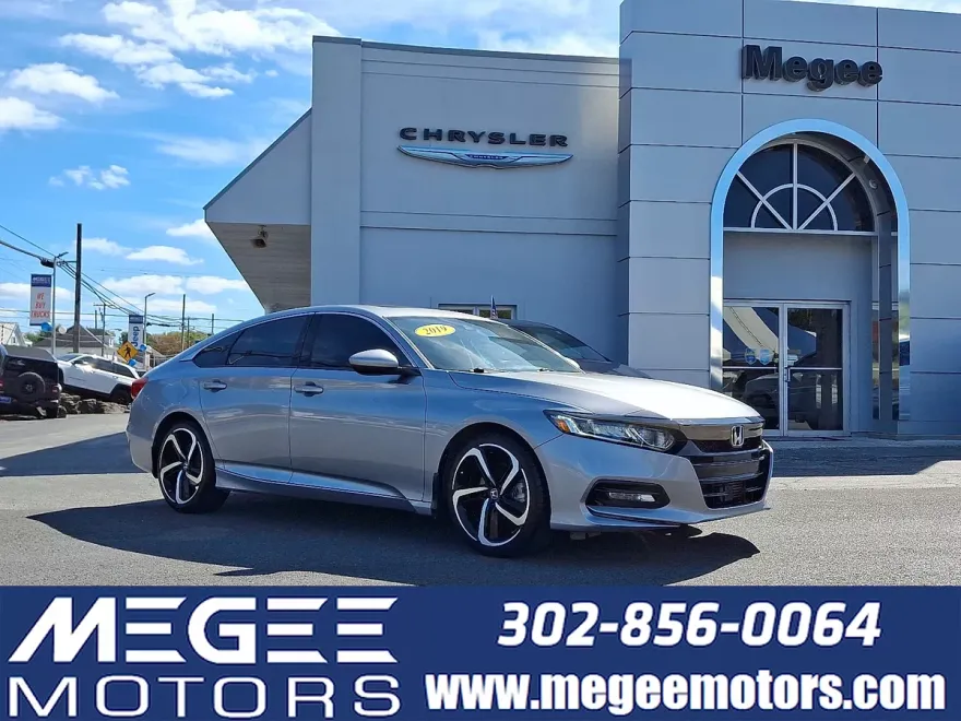 2019 Honda Accord Sport 2.0T photo 1