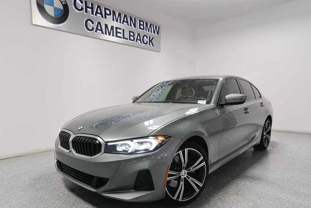2023 Bmw 330i photo 1