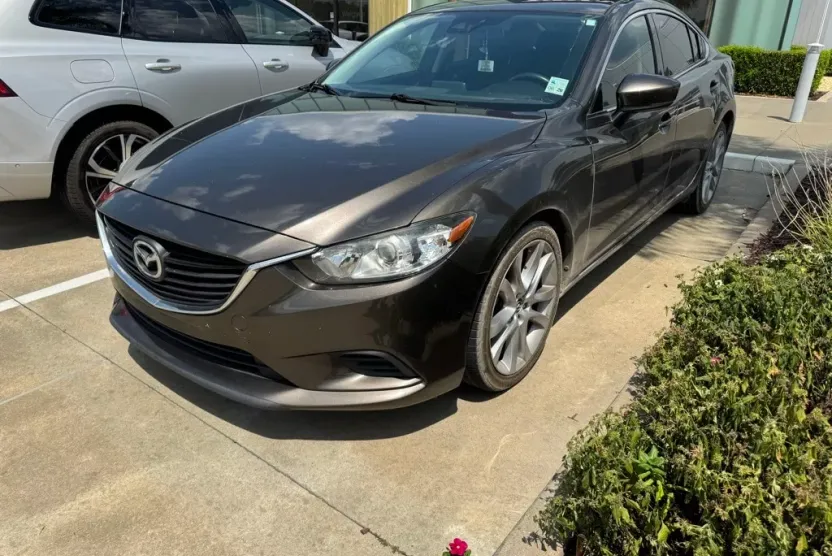 2017 Mazda Mazda6 Touring photo 1