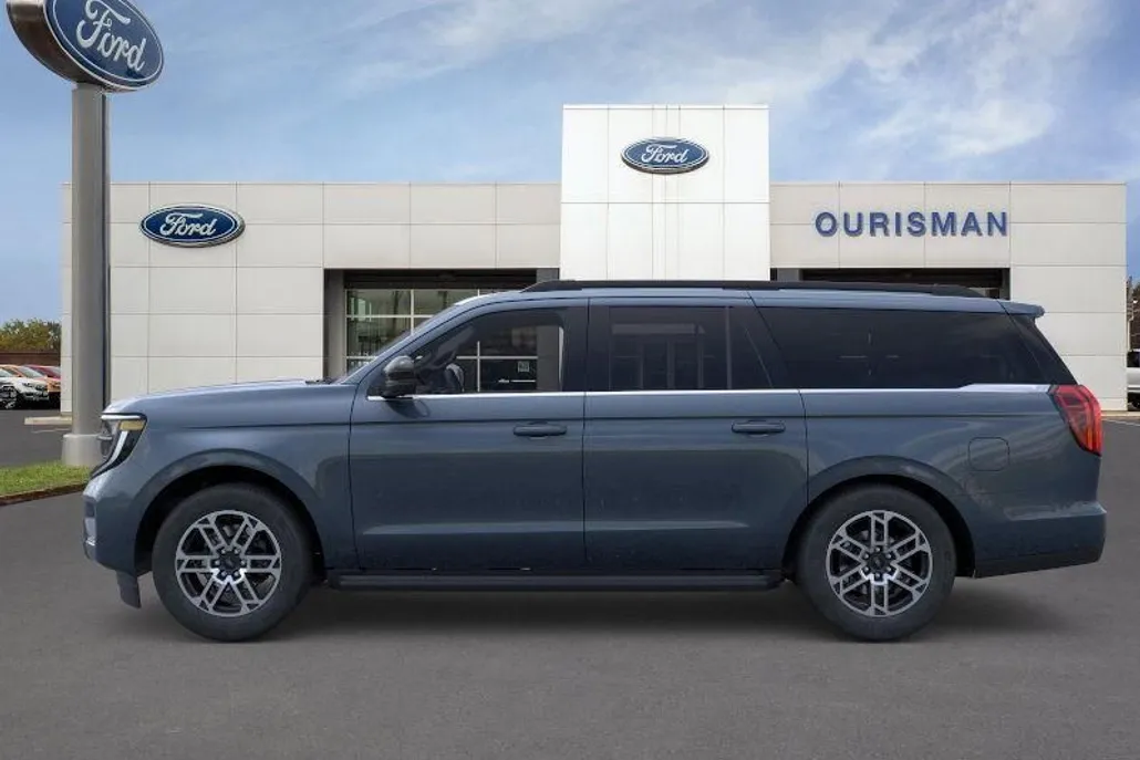 2025 Ford Expedition MAX photo 1