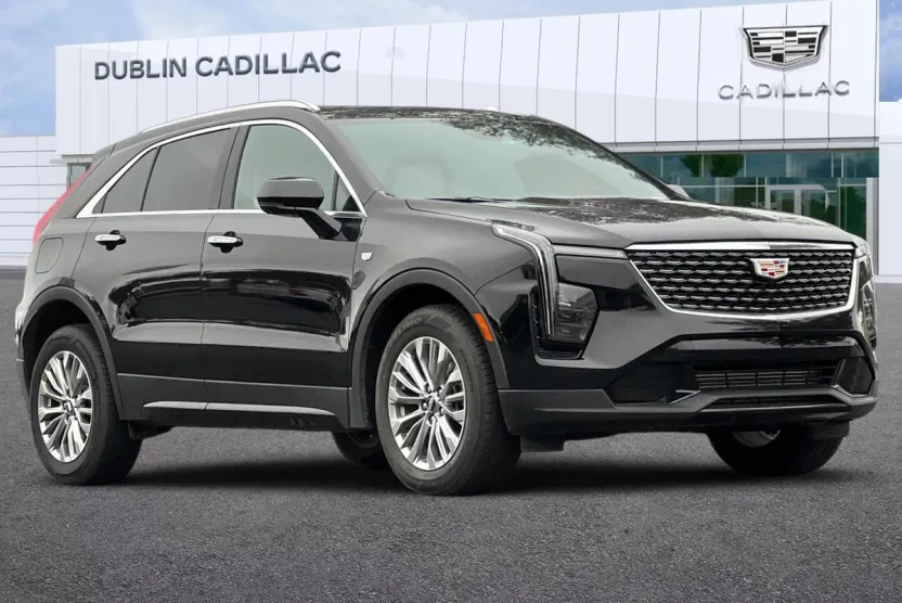 2025 Cadillac XT4 Premium Luxury photo 1
