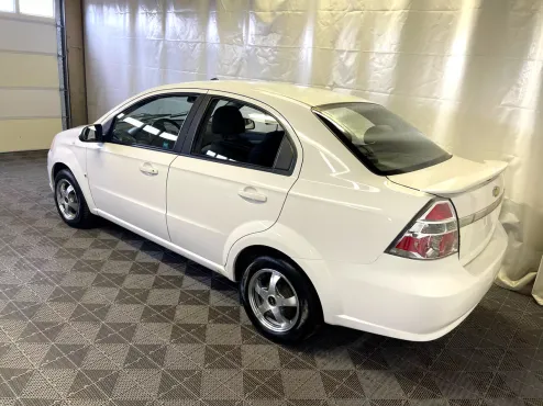 2009 Chevrolet Aveo Base LS photo 4