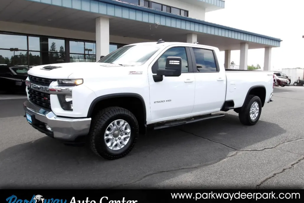 2022 Chevrolet Silverado 2500HD LT photo 1