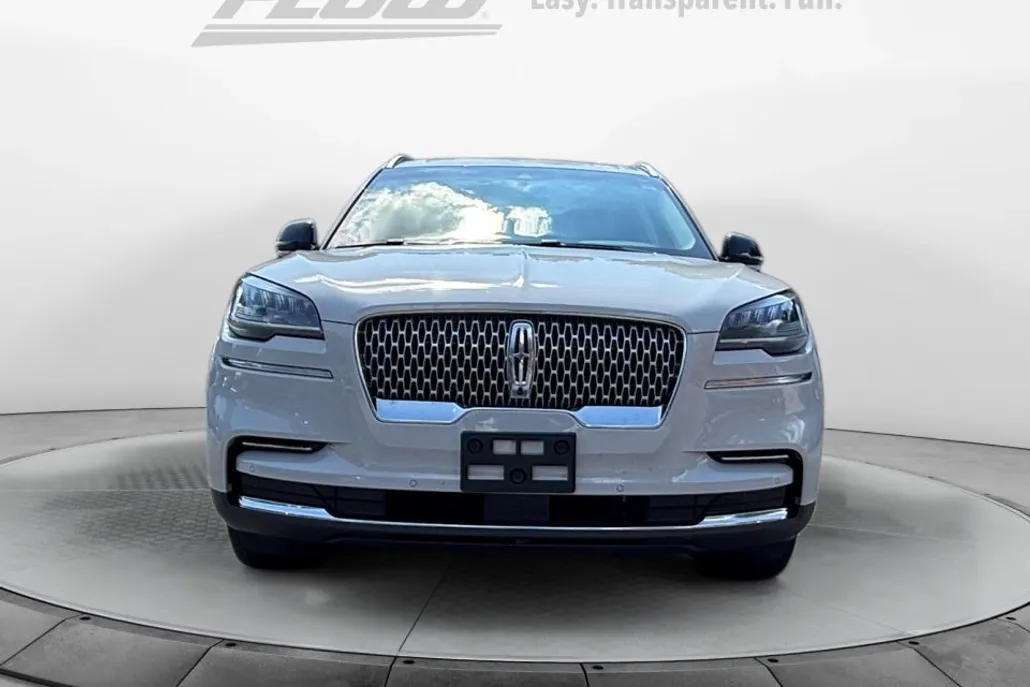 2022 Lincoln Aviator Reserve photo 1