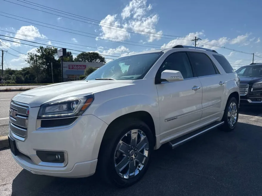2014 Gmc Acadia Denali photo 1