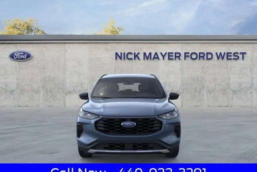 2025 Ford Escape ST-Line photo 1